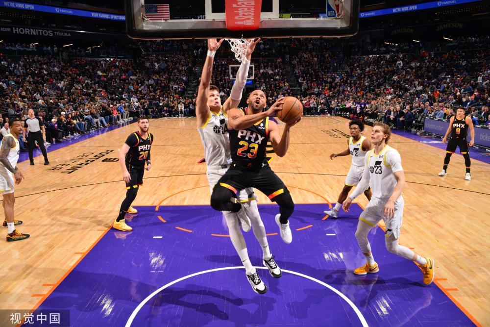 高尔夫在中 高尔夫在中