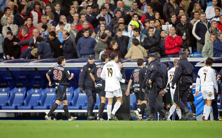 通过此事 通过此事