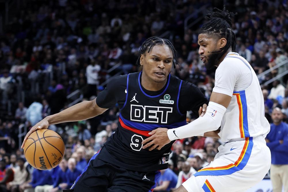 他需要身边 他需要身边