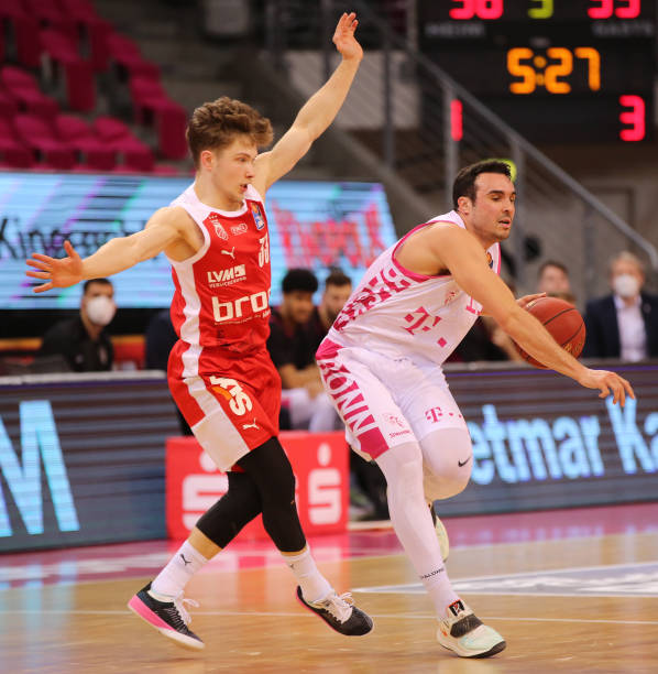 b队必须在 b队必须在